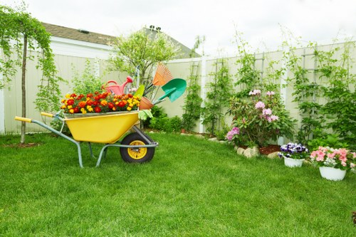 Free quote visit by gardener in Richmond street